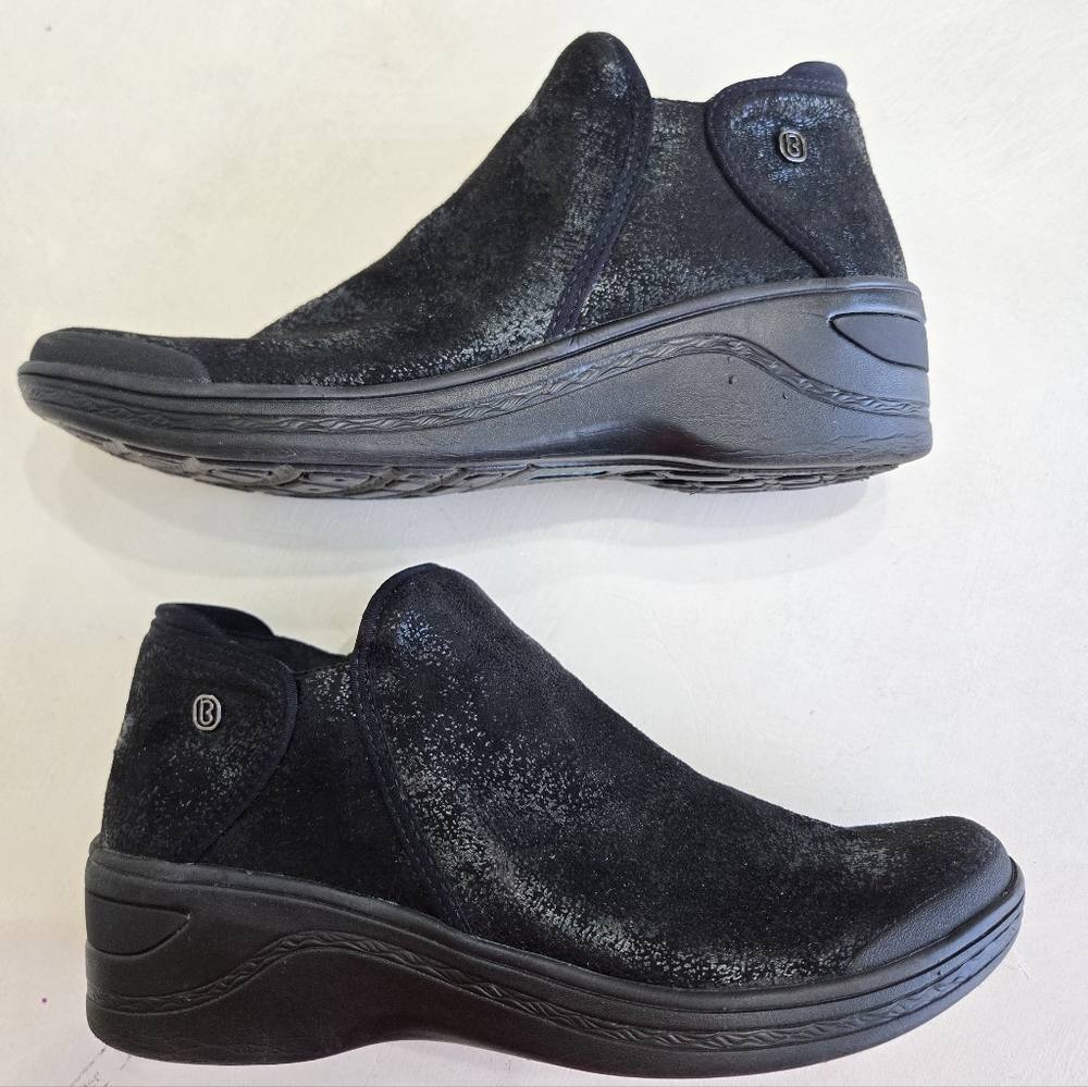 *Like New* Bzees Lightweight Side Zip Boots